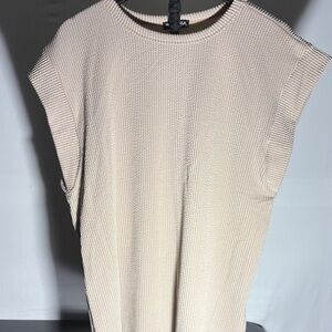 HEIMISH USA Cream Textured Muscle Tee